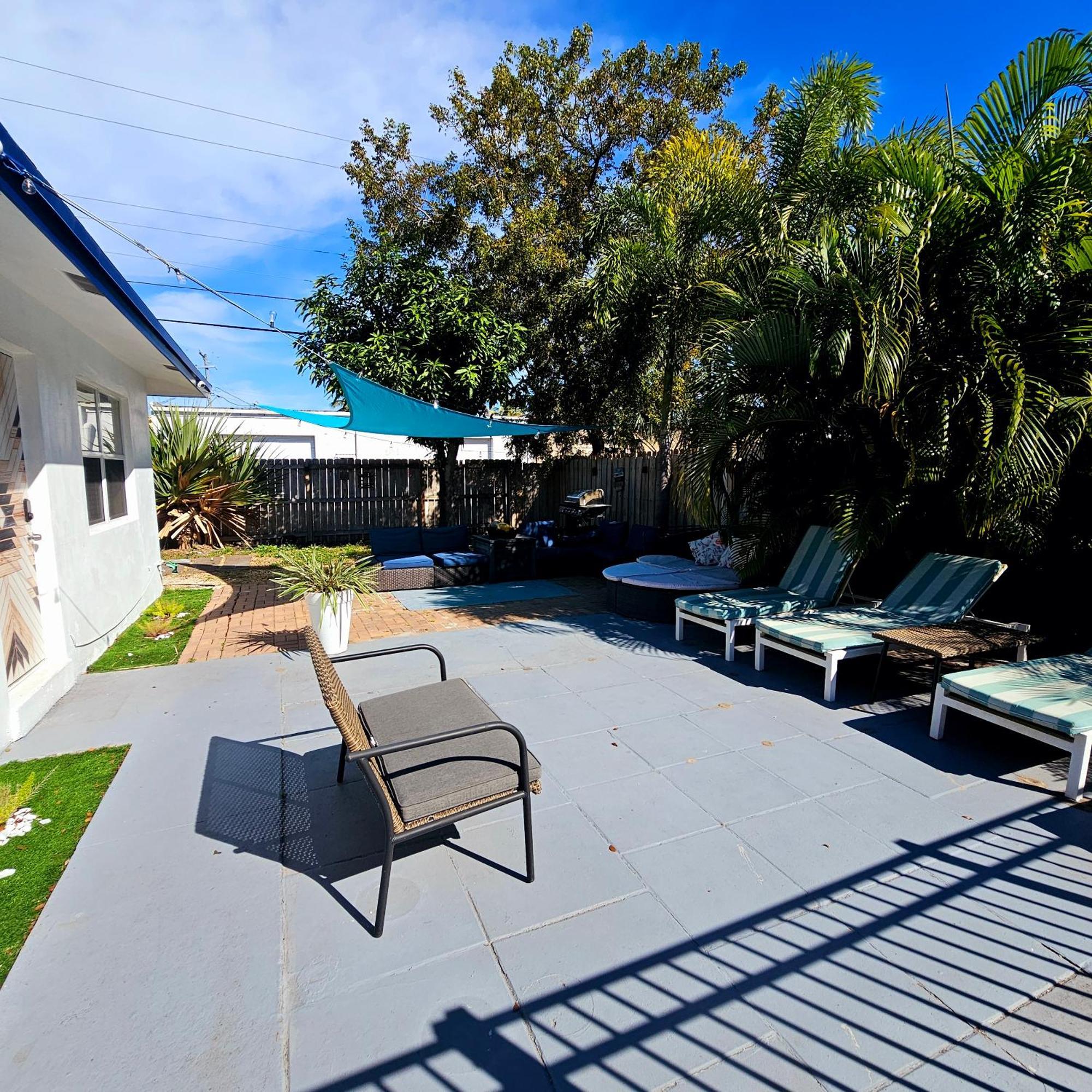 Equipped House W Pool & Patios, Near The Beaches, Prime Location- Ideal For Small Families, Coastal Haven Fort Lauderdale Esterno foto