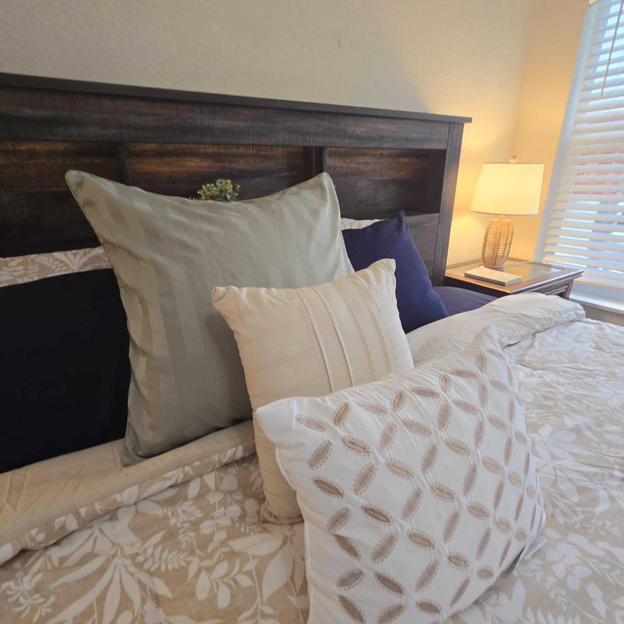 Equipped House W Pool & Patios, Near The Beaches, Prime Location- Ideal For Small Families, Coastal Haven Fort Lauderdale Esterno foto