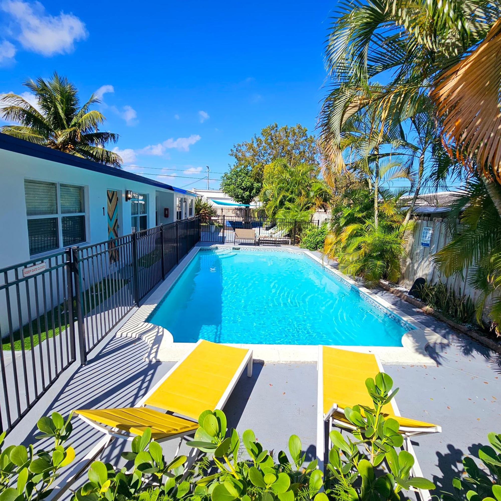 Equipped House W Pool & Patios, Near The Beaches, Prime Location- Ideal For Small Families, Coastal Haven Fort Lauderdale Esterno foto