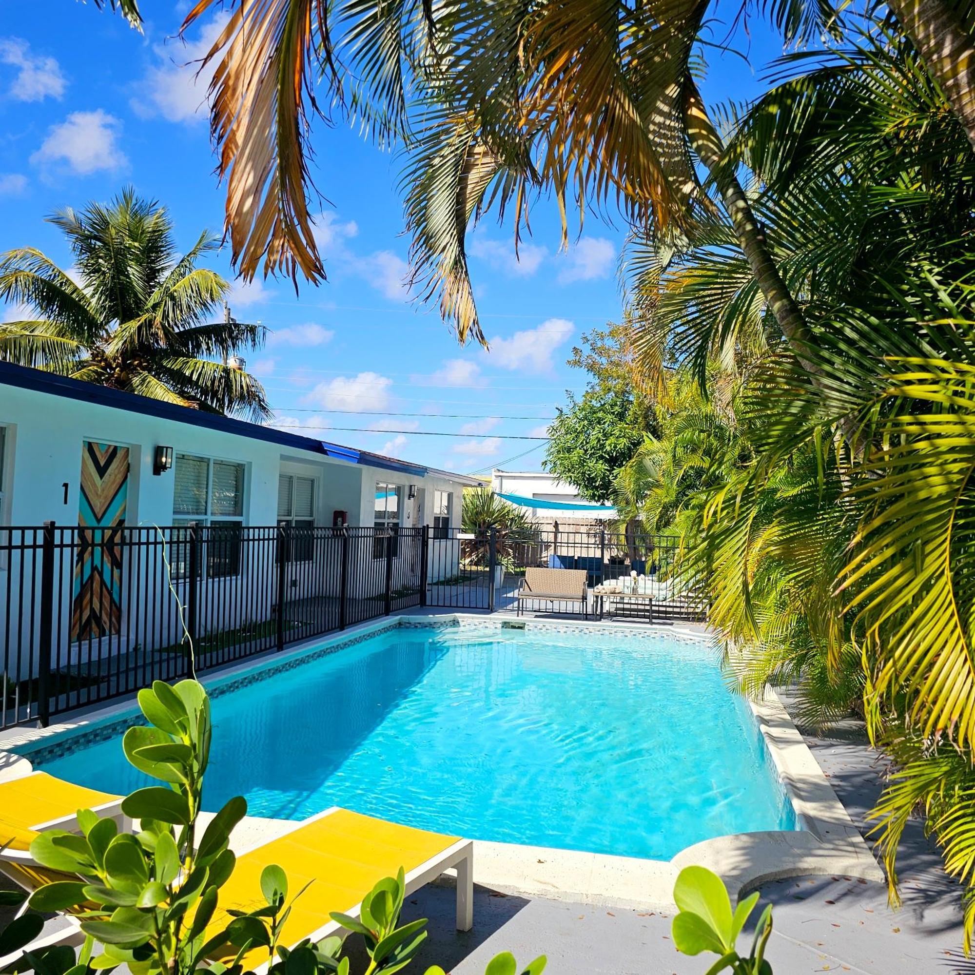 Equipped House W Pool & Patios, Near The Beaches, Prime Location- Ideal For Small Families, Coastal Haven Fort Lauderdale Esterno foto